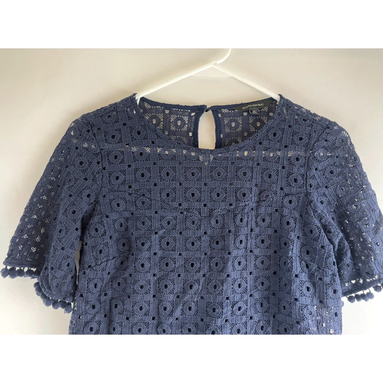 Banana Republic Banana Republic Lace T-Shirt Women's XS Navy Blue Crochet Pom Poms Lined Size XS / US 0-2 / IT 36-38 - 3 Thumbnail
