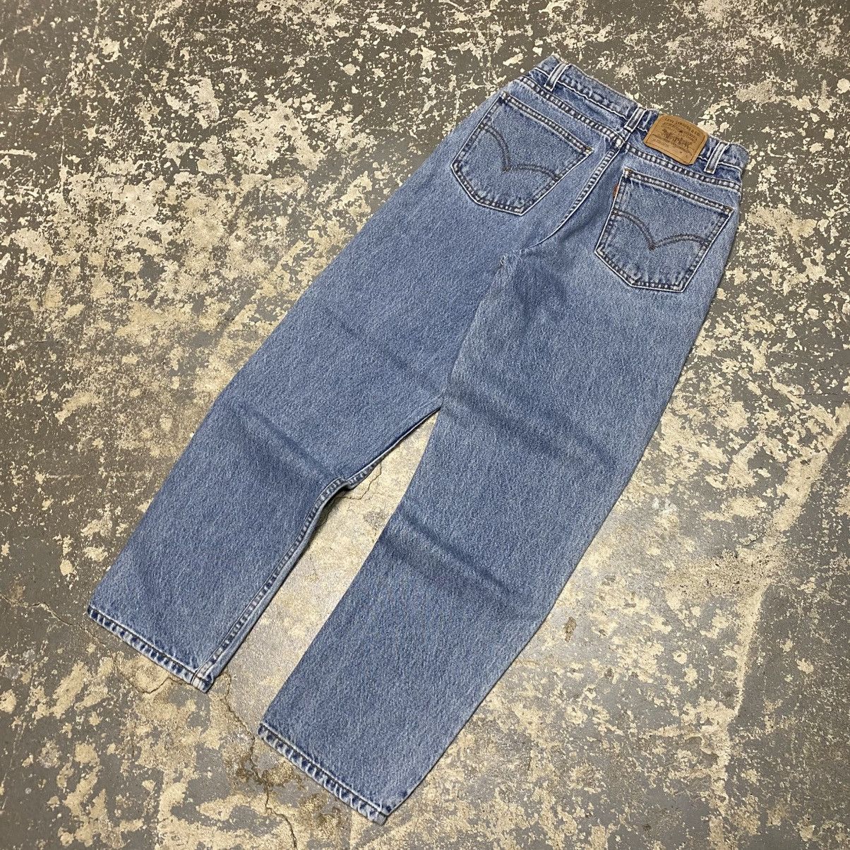 Japanese Brand × Levi's × Vintage Vintage Kids Levi’s 550 Relaxed Fit Blue Denim Jeans USA 90s Size US 26 / EU 42 - 2 Thumbnail