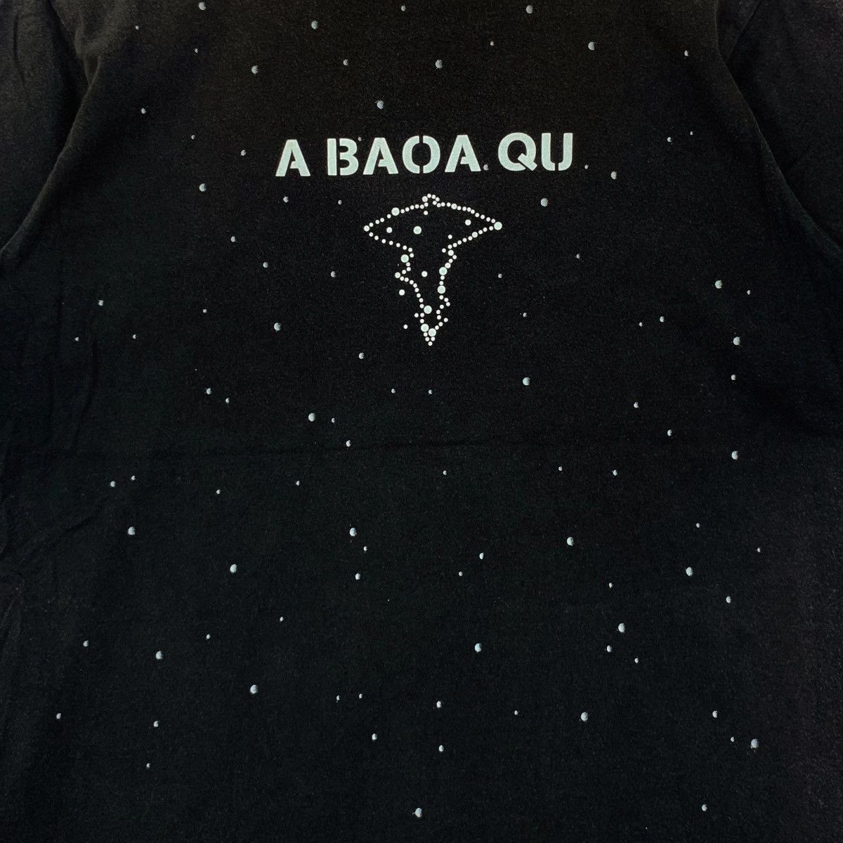 Uniqlo UNIQLO x MOBILE SUIT GUNDAM A Baoa Qu Tee Shirt Top Anime Size US L / EU 52-54 / 3 - 5 Thumbnail