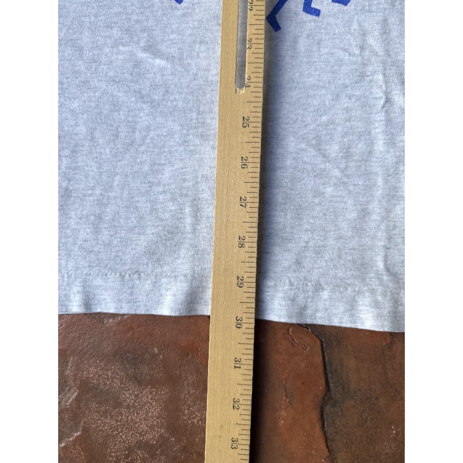 Fruit Of The Loom VINTAGE Hilton Head Tourist Souvenir T-Shirt Large USA Logo 90s Mens Cotton Blend Gray Short Sleeve Crew Neck Size US L / EU 52-54 / 3 - 8 Thumbnail