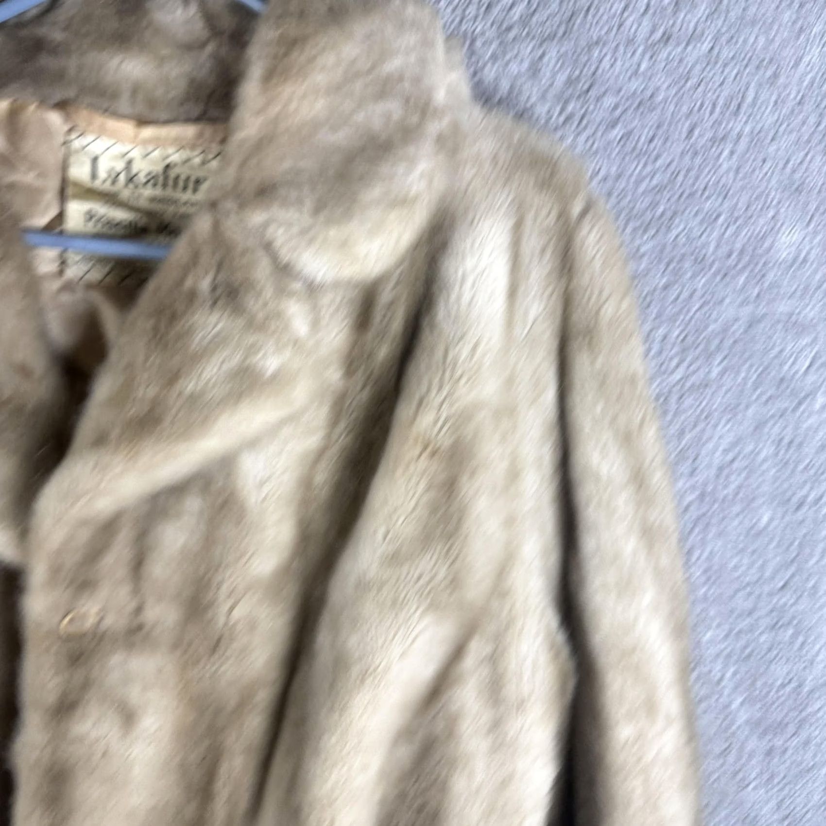 Vintage VINTAGE Lykafur Coat Womens Long Beige Fur Overcoat Lined England Large Hook & Eye Pockets Notched Collar Formal Womens Size L / US 10 / IT 46 - 4 Thumbnail