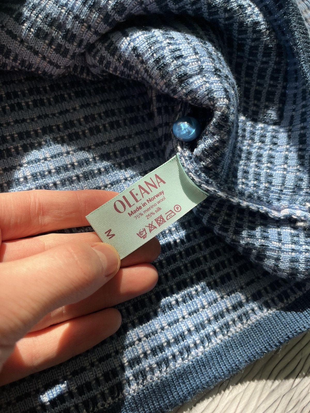 Other OLEANA Women’s Poised Plaid Merino Wool Cardigan Size M Size M / US 6-8 / IT 42-44 - 5 Thumbnail