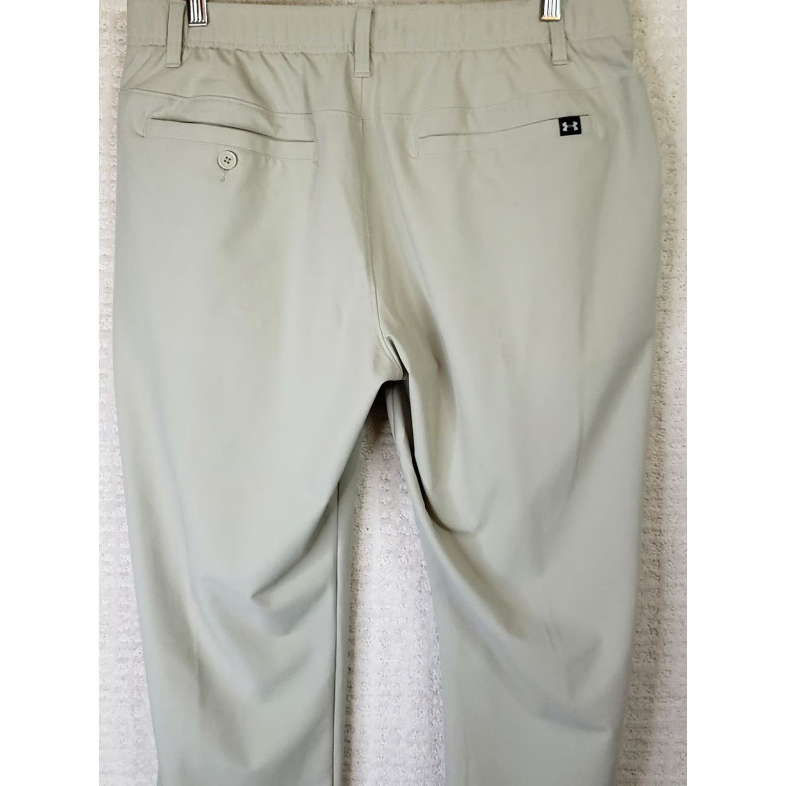 Under Armour Under Armour UA Golf Pants Mens 36x34 Beige Ivory Solid Button Flat Front Straight Leg Inseam 34 Regular Size 36 Mens Size US 36 / EU 52 - 7 Thumbnail