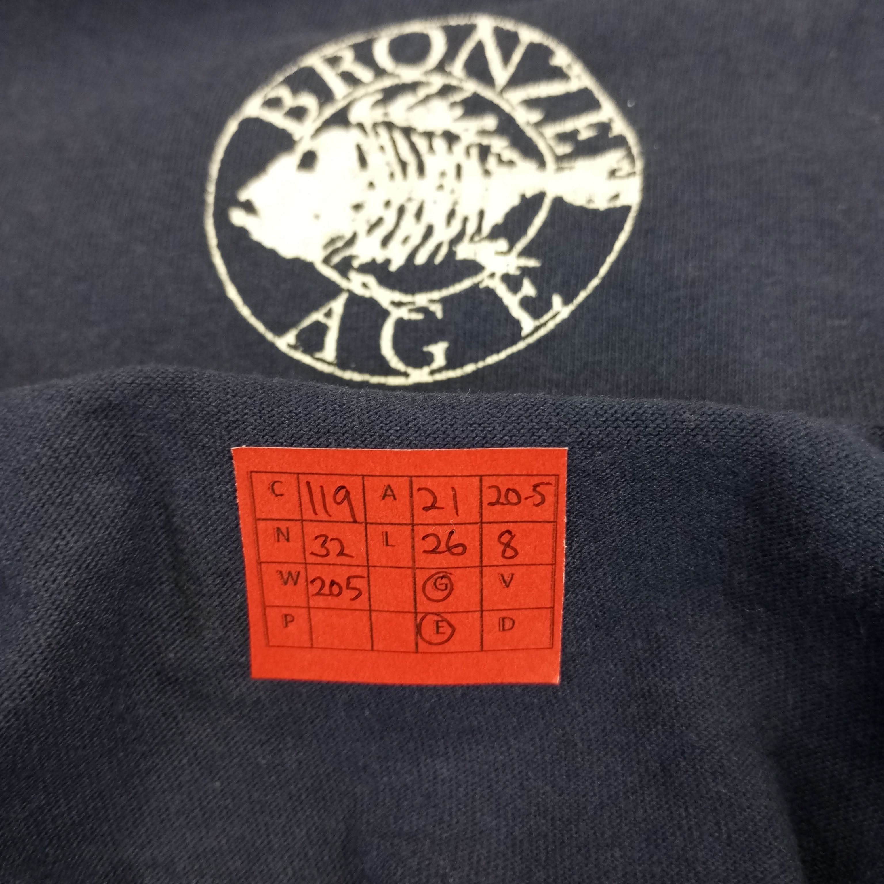 Vintage Bronze Age Surfing Style Vintage Tshirt Size US M / EU 48-50 / 2 - 8 Thumbnail