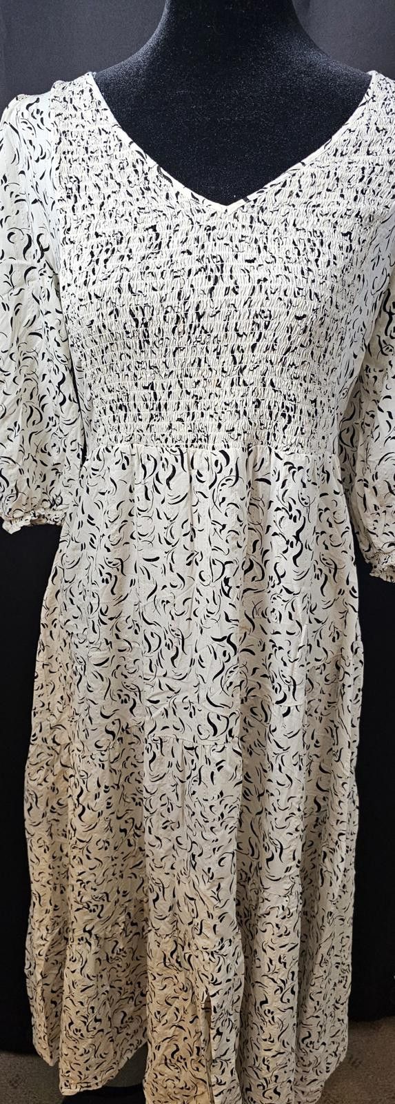 Other Oliver Bonas Maxi Dress Cream & Black Womens Size 8 Gold Size M / US 6-8 / IT 42-44 - 1 Thumbnail