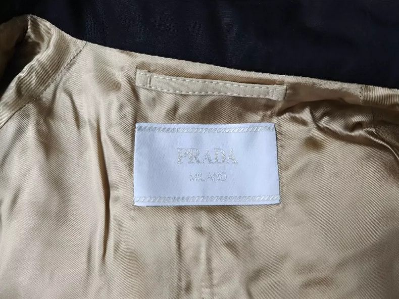 Prada Prada Jacket and coat 2501-Nextarrow Size US M / EU 48-50 / 2 - 3 Thumbnail