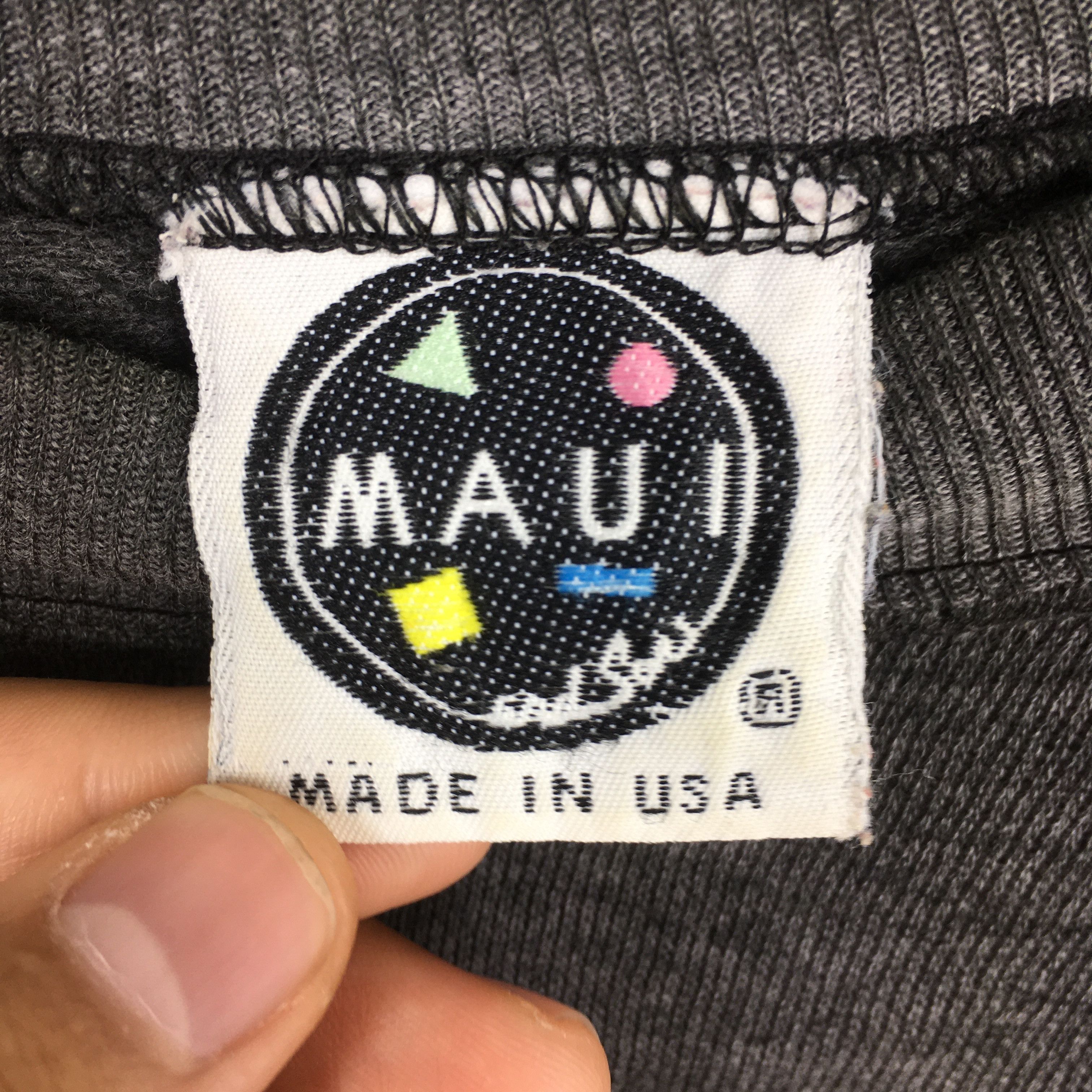 Maui and Sons × Vintage Vintage 90's Maui & Sons Sharks Surfing Sweatshirt Medium Size US M / EU 48-50 / 2 - 5 Thumbnail