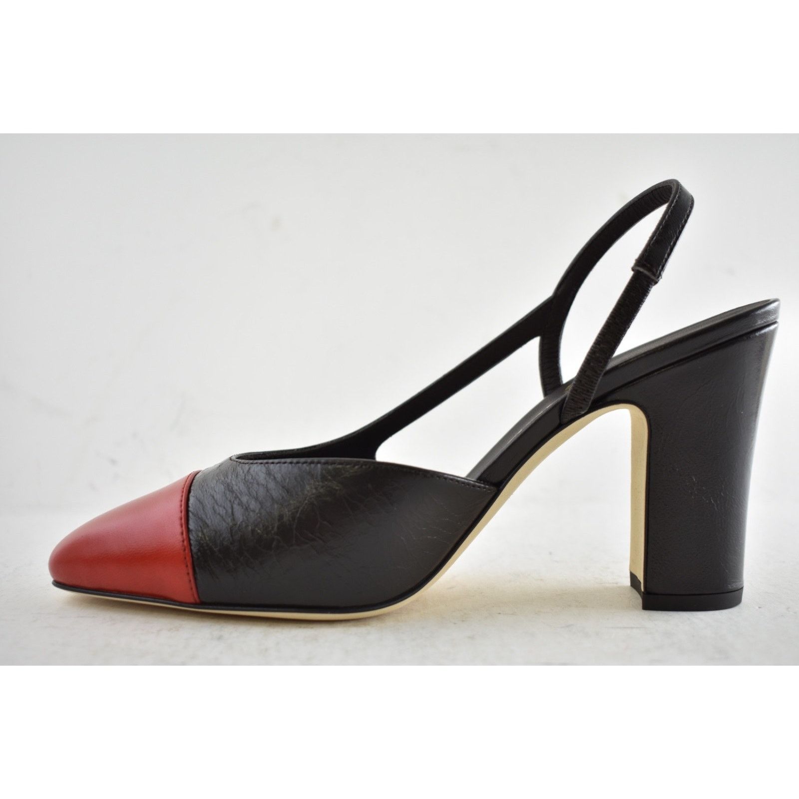 Chanel Chanel 26S Blazy Red CC Slingback Block Heel Pump 36.5c Size US 6.5 / IT 36.5 - 13 Thumbnail
