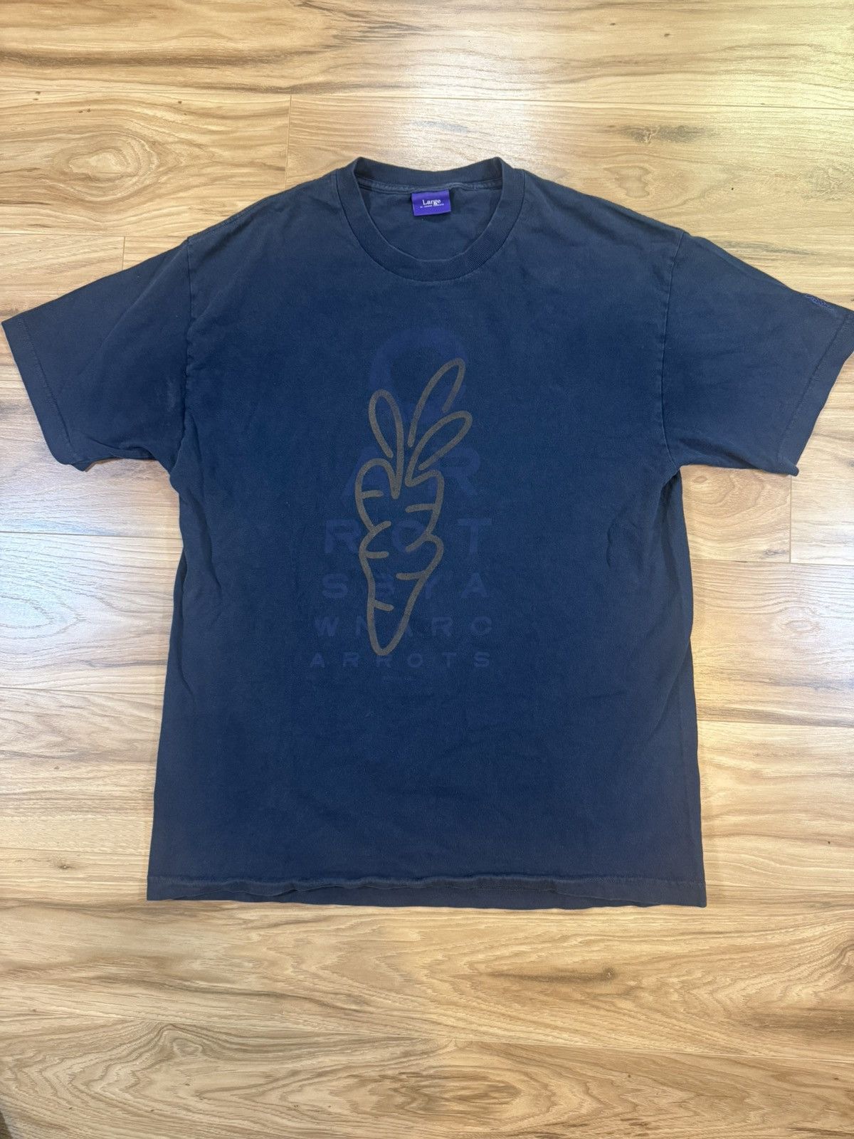 Carrots by Anwar Carrots Large by Anwar Carrots Early Era Tee – Faded Black – Size L Size US L / EU 52-54 / 3 - 1 Thumbnail