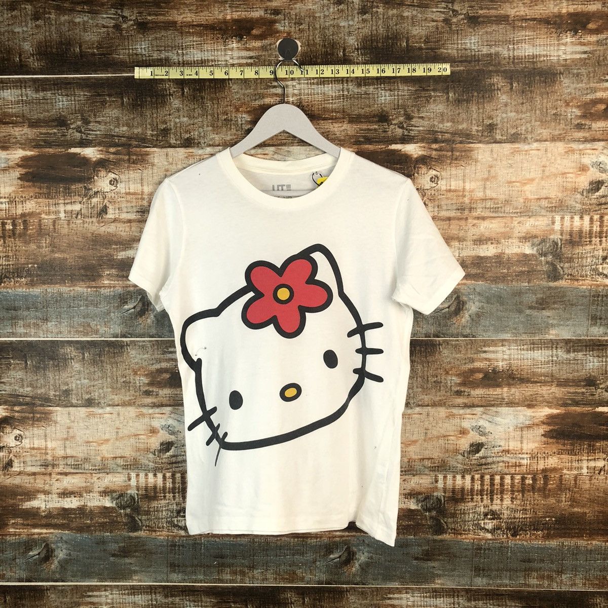 Uniqlo Uniqlo Hello Kitty Scanio uniqlo tee T-Shirt #A1985 Size M / US 6-8 / IT 42-44 - 1 Thumbnail