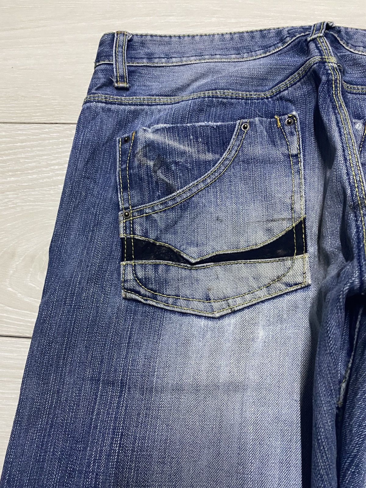 Authentic Pigment Vintage Authentic Urban Craft 12Ons Denim Cross Emroidered Size US 33 - 9 Thumbnail