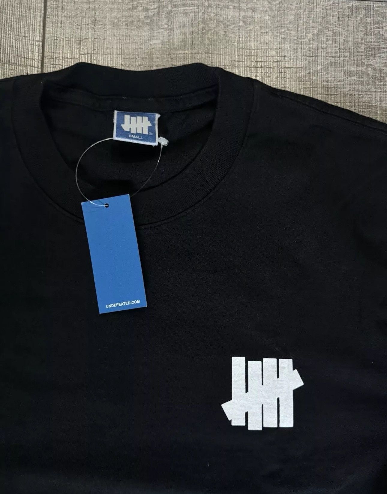 Undefeated Undefeated T-Shirt S Black Play Dirty Bear Size US S / EU 44-46 / 1 - 3 Thumbnail