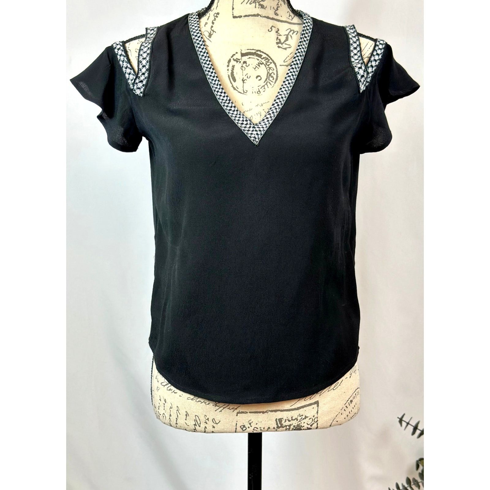 Maje Maje Lisea Cold-Shoulder Crepe Top 100% Viscose Black S Size S / US 4 / IT 40 - 7 Thumbnail
