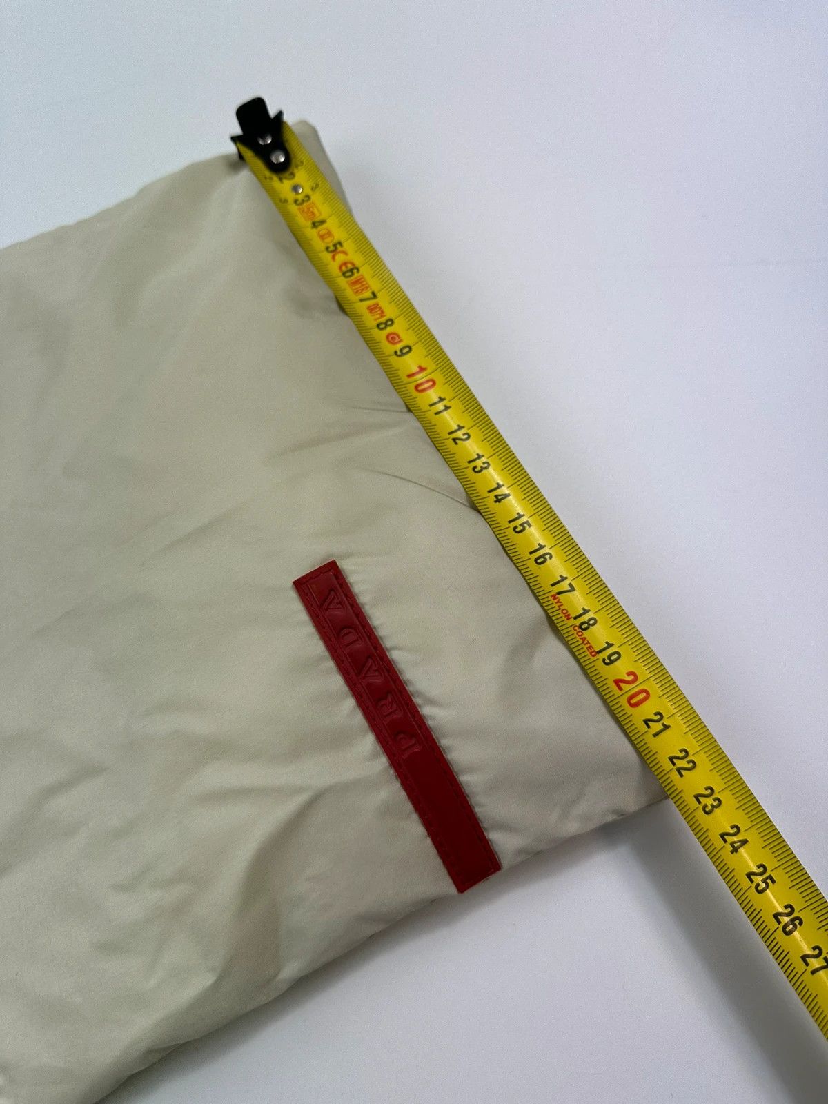 Prada Prada Sport FW1999 Puffer Down Beige Scarf Magnetic Closure Size ONE SIZE - 10 Thumbnail