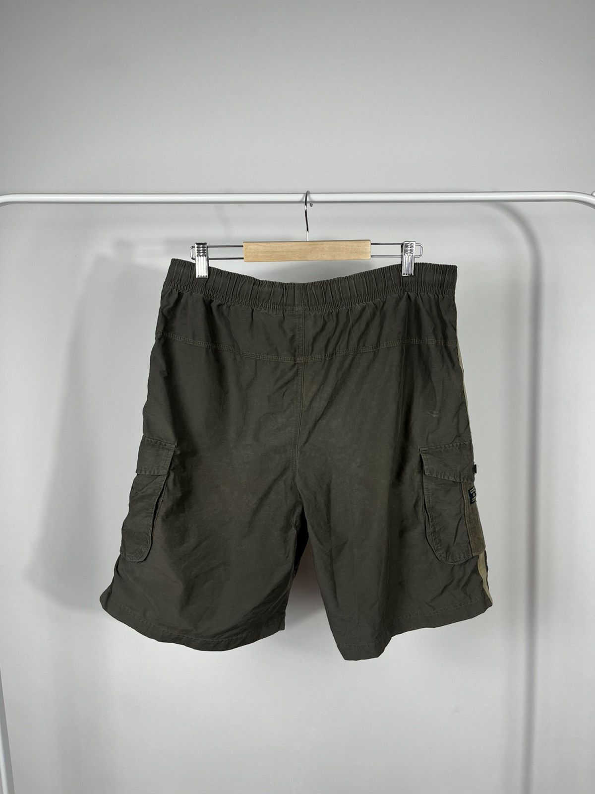 Nike Nike Vintage Faded Cargo Shorts Olive Green Size L Size US 34 / EU 50 - 11 Thumbnail