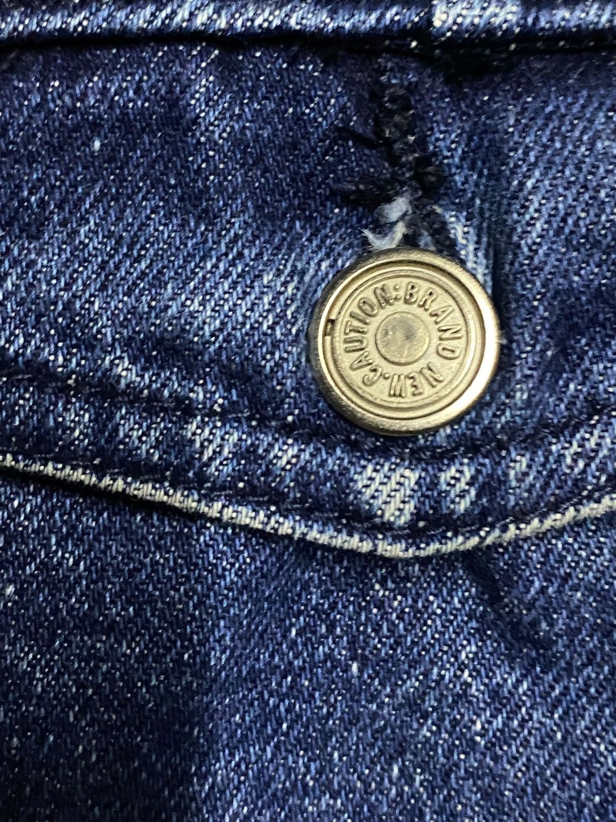 Japanese Brand Vintage Y2K New Caution Brand Blue Wash Baggy Jeans Size US 31 - 8 Thumbnail