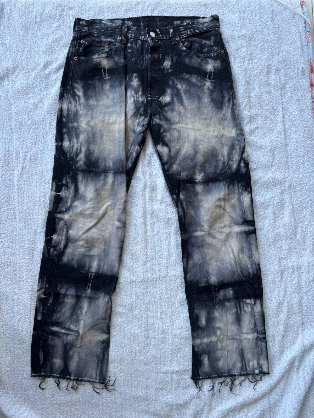 Levi's Vintage Clothing Vintage 90s Levis 501 Tie dye bleach denim Size US 33 - 4 Thumbnail