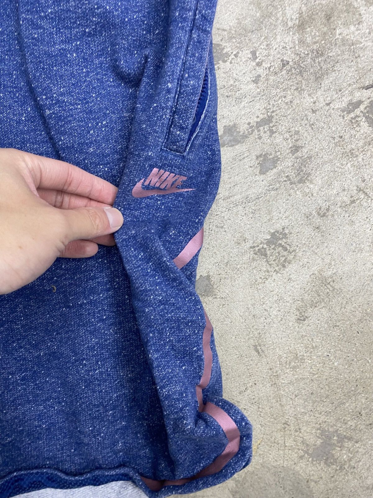 Nike × Pigalle RARE Nike Pigalle Sweatshorts Size US 34 / EU 50 - 2 Thumbnail