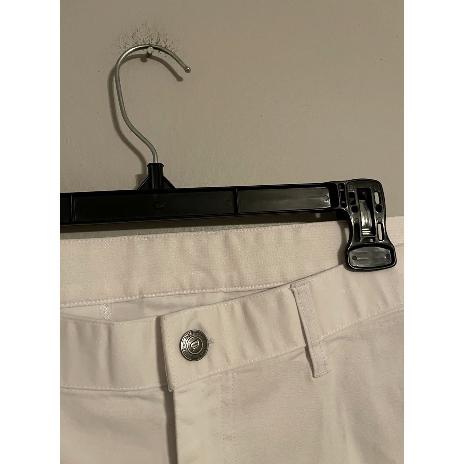Fabletics Fabletics Performance Tech Athletic Chino Golf Pants White Men's 38 39x29 Size US 39 - 2 Thumbnail