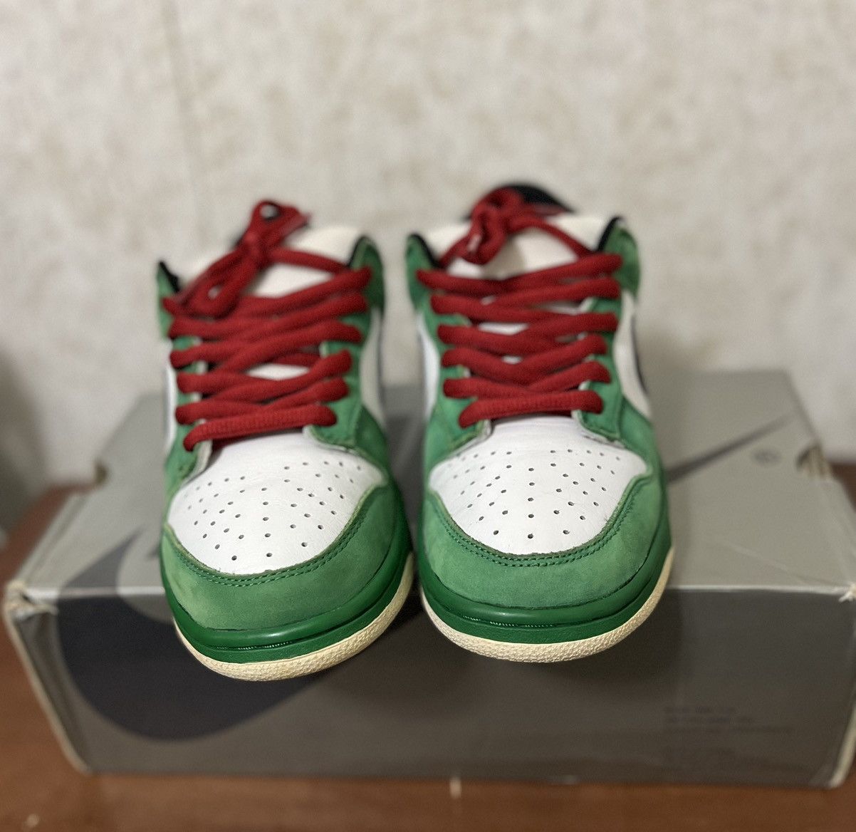 Nike × Nike SB SOLD! Nike SB Dunk Low Heineken 2003 Size 9.5 Size US 9.5 / EU 42-43 - 5 Thumbnail