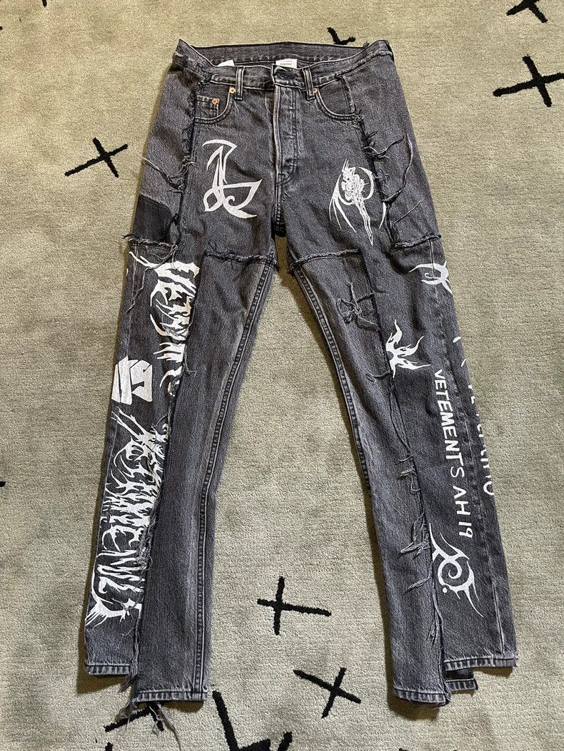 Vetements Vetements SizeXS 19 Deconstructed Tattoo Sanskrit Denim Pan Size US 29 - 1 Thumbnail