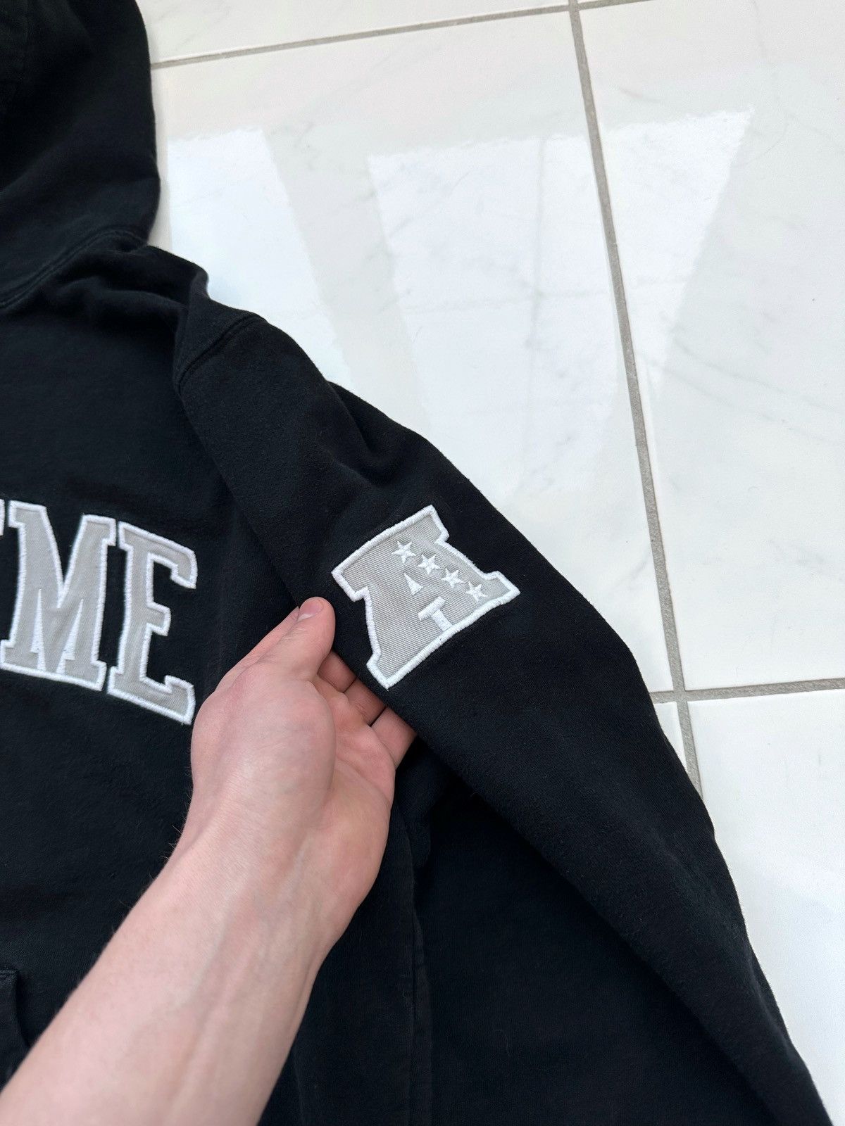 47 Brand × NFL × Supreme Supreme x NFL x Raiders x ‘47 Brand Black Hoodie Size US S / EU 44-46 / 1 - 6 Thumbnail