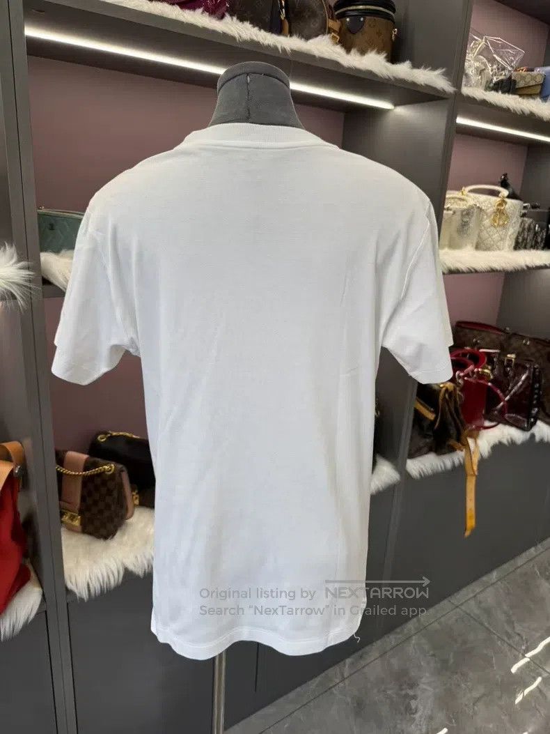 Louis Vuitton Louis Vuitton White Zip Badge Half Sleeve T-shirt Size L / US 10 / IT 46 - 4 Thumbnail