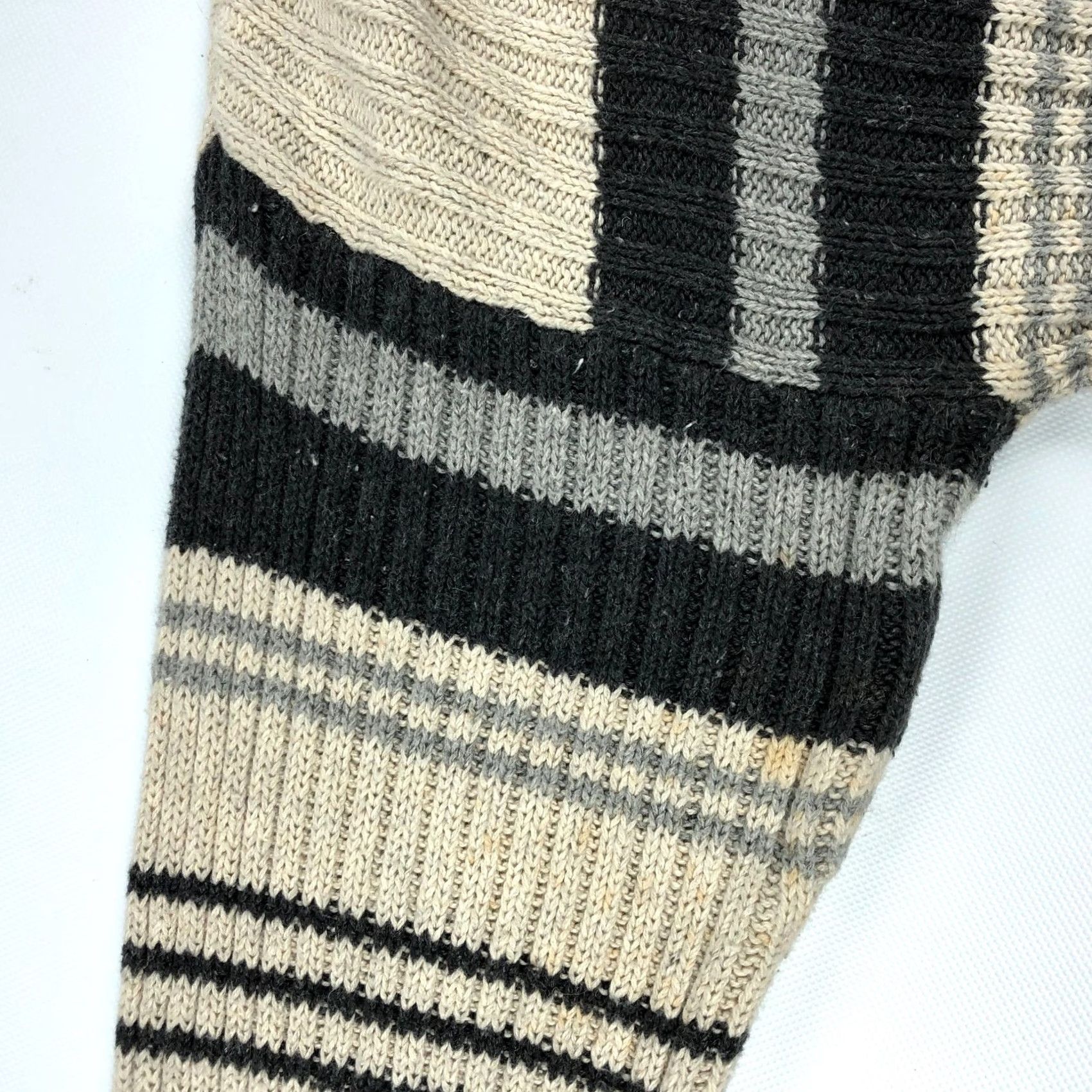 Vintage VINTAGE Michael Gerald Men's L Striped Ribbed Henley Sweater Beige Gray Burgundy Pullover Button-Up Knit Ramie Cotton Classic Outdoor Fall Winter Size US L / EU 52-54 / 3 - 6 Thumbnail
