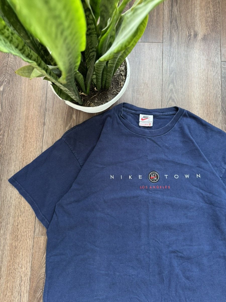 Nike Vintage Nike navy blue oversize fit short sleeve men’s tee Size US XL / EU 56 / 4 - 2 Thumbnail