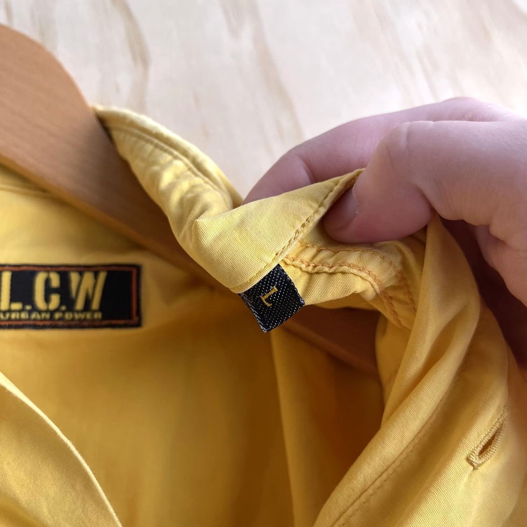 Vintage VINTAGE LCW Shirt Mens Large Yellow Solid Long Sleeve Button Up Casual Workwear Size US L / EU 52-54 / 3 - 4 Thumbnail