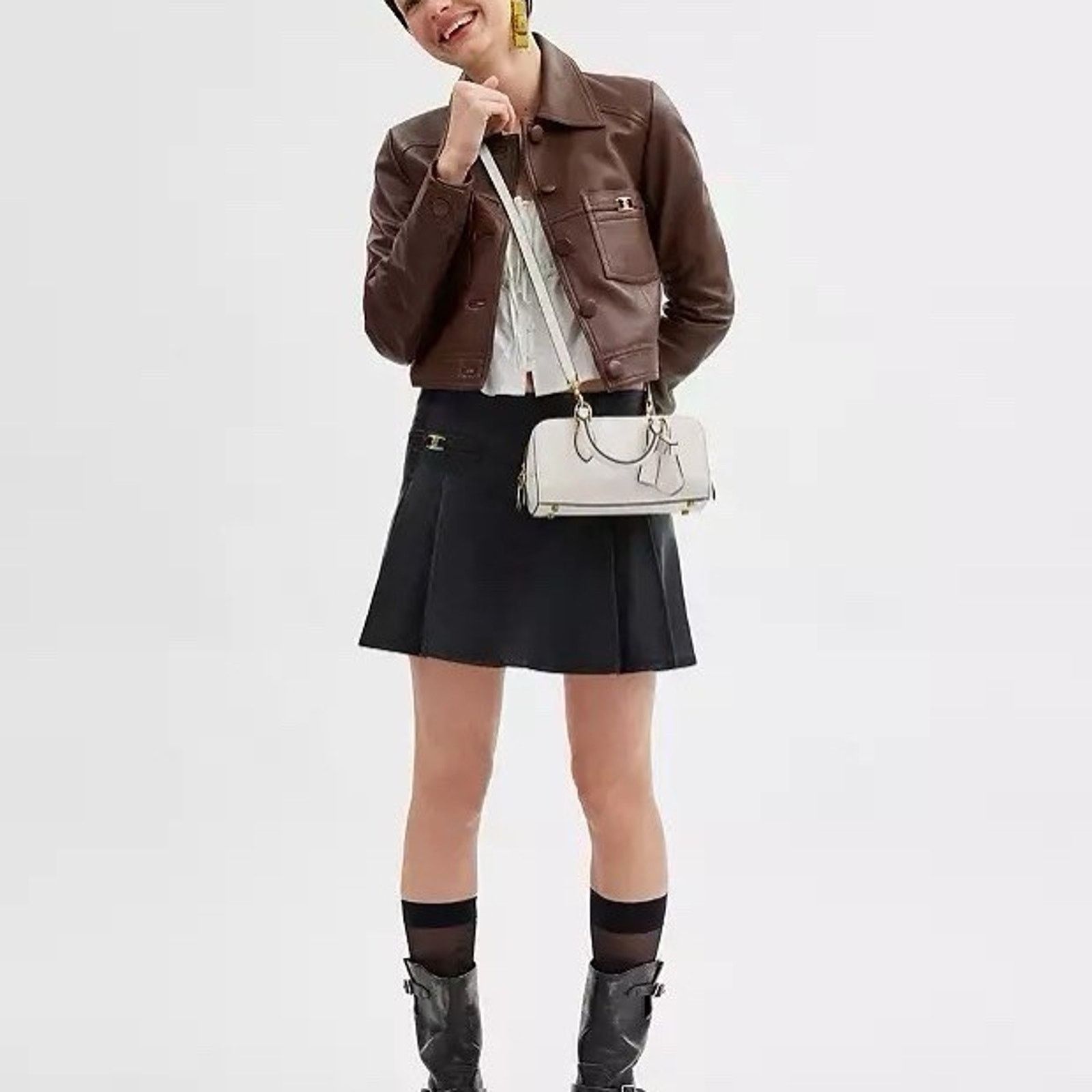 Coach NWT Coach Bowery Satchel 22 Brass/Chalk White Leather CY917 Size ONE SIZE - 11 Thumbnail