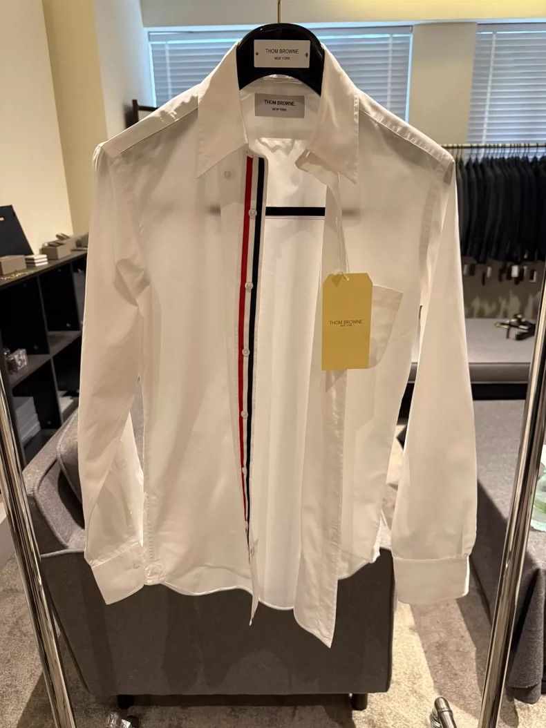 Thom Browne Thom Browne Classic three-color logo shirt with door flap 2 Size US M / EU 48-50 / 2 - 1 Thumbnail