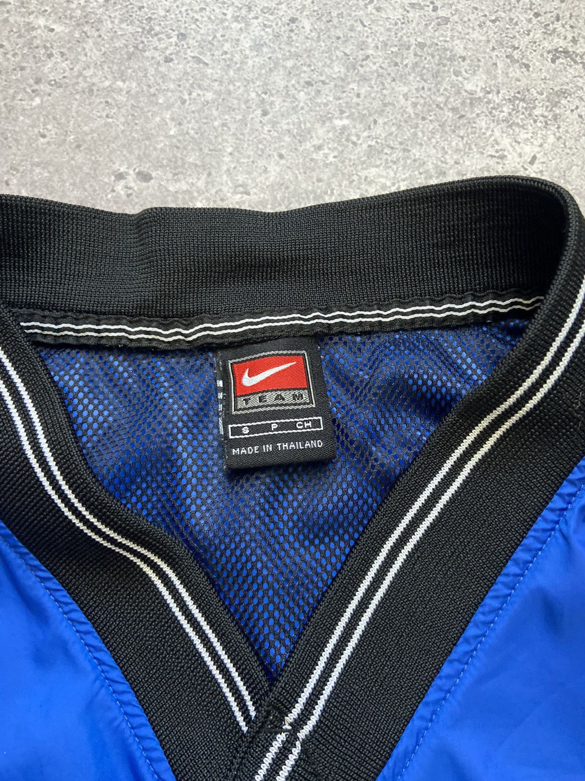 Nike Vintage Nike Nylon Jacket Pullover Size US S / EU 44-46 / 1 - 3 Thumbnail