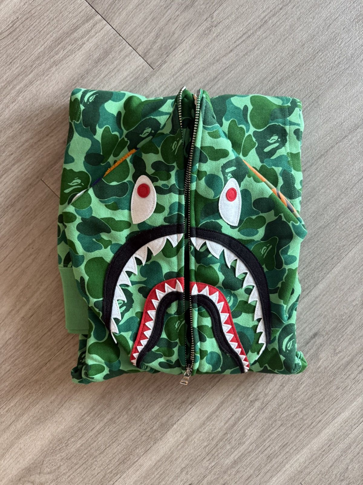 Bape Bape Shibuya Separate Shark Full Zip Size US XL / EU 56 / 4 - 2 Thumbnail