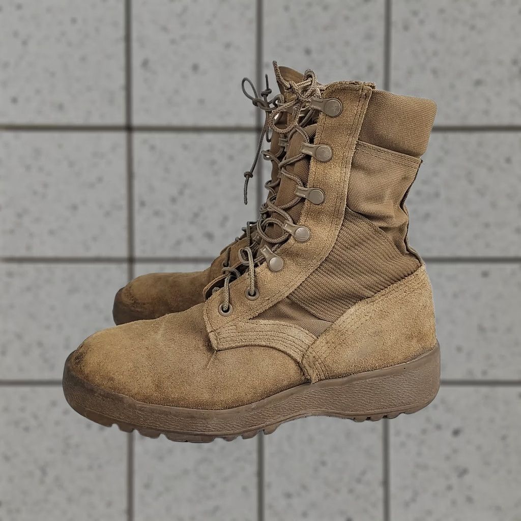 Vibram McRae US Military Desert Combat Boots Mens 5.5W Tan Vibram Sole USA Shoe Size US 6 / EU 39 - 1 Thumbnail