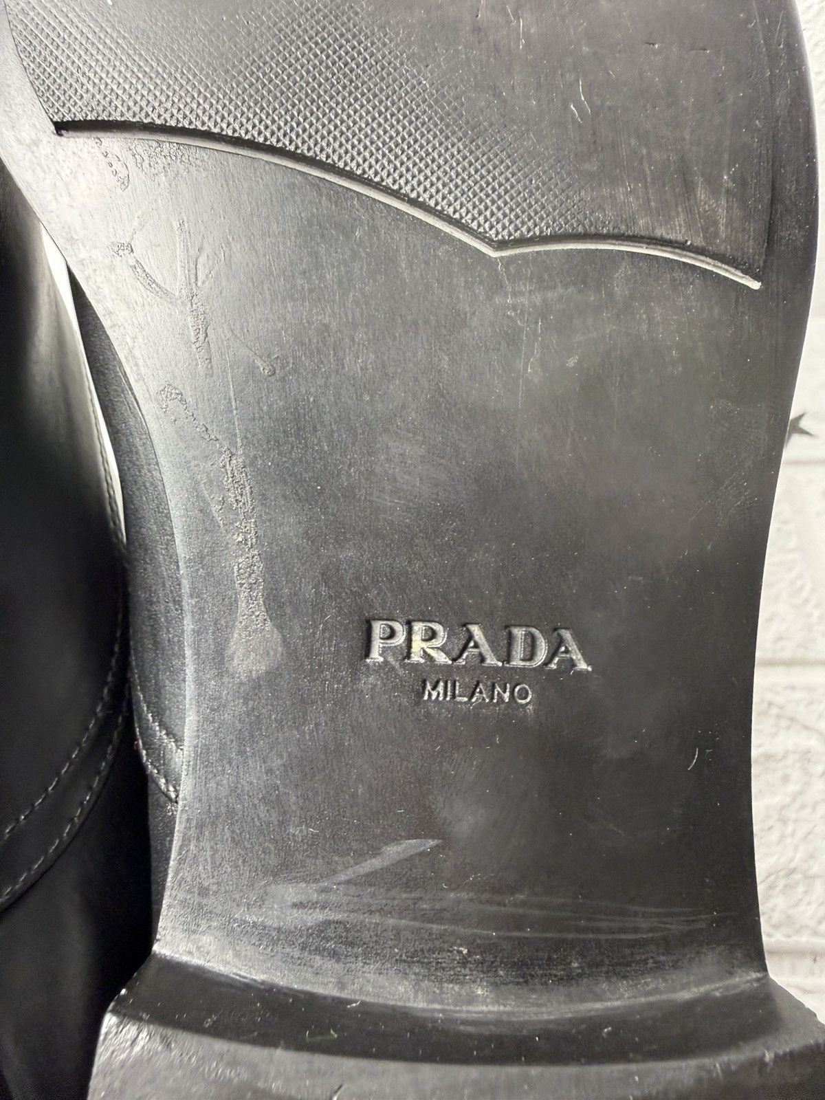 Prada PRADA Black Leather Oxfords US9 UK8.5 EUR44 Men Size US 9 / EU 42 - 10 Thumbnail