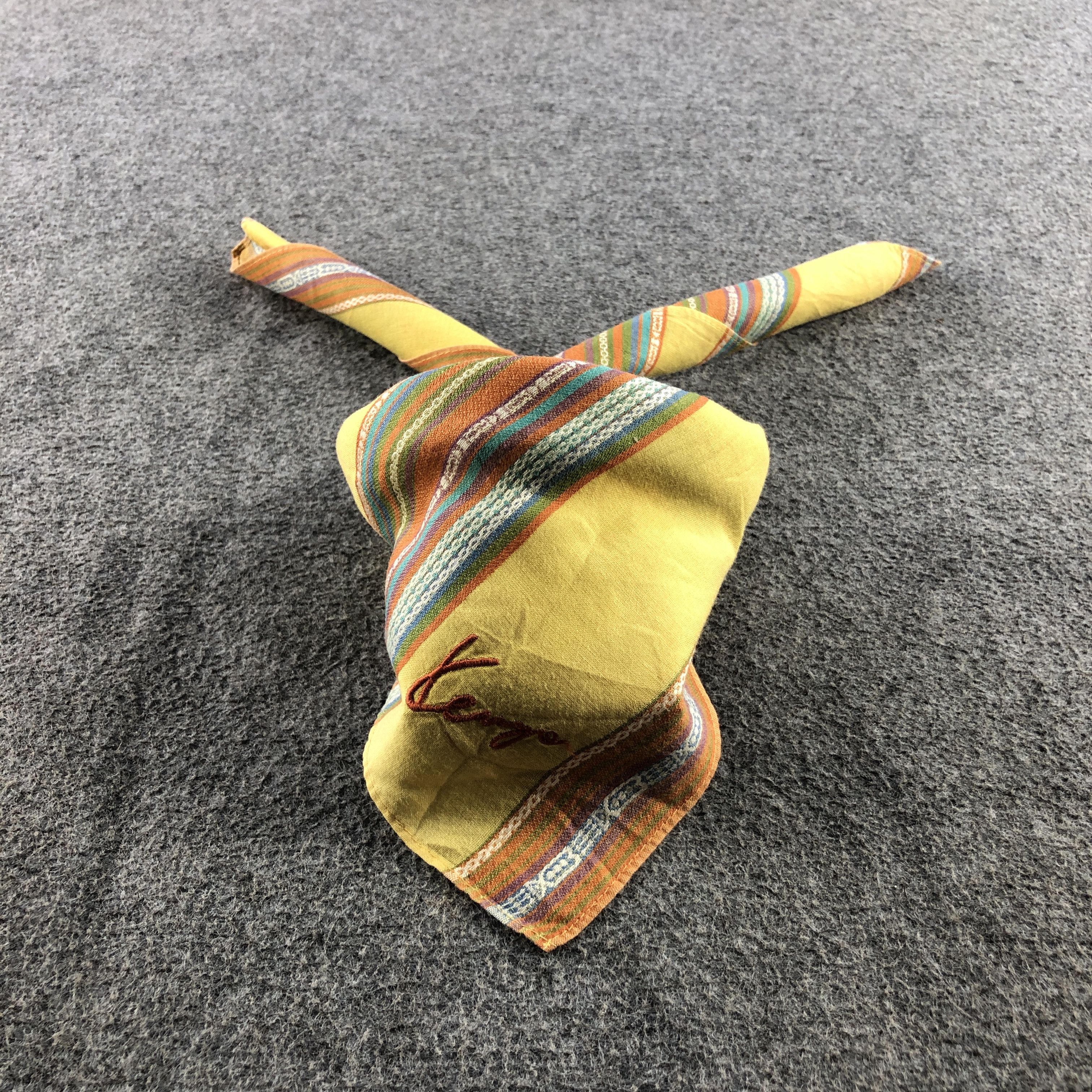 Kenzo × Vintage Kenzo Handkerchief Neckerchief Bandana H2440 Size ONE SIZE - 1 Thumbnail