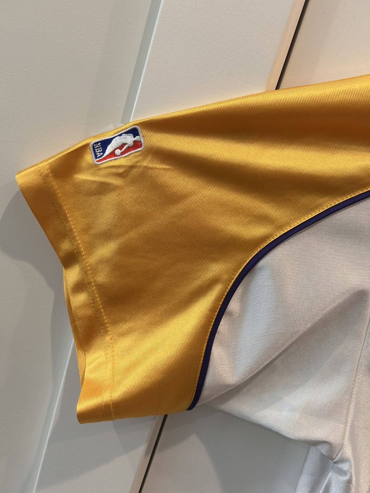 Reebok Reebok Lakers Warm-Up Jersey White/Gold Size Size US XL / EU 56 / 4 - 5 Thumbnail