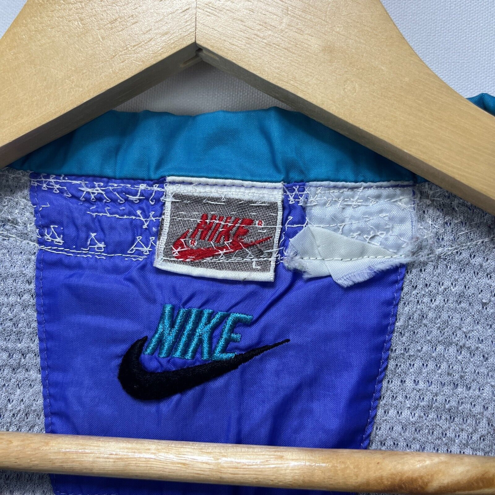 Nike × Vintage Vintage Y2K Nike Jacket Large Block Thermal Lined Swoosh Size US L / EU 52-54 / 3 - 5 Thumbnail
