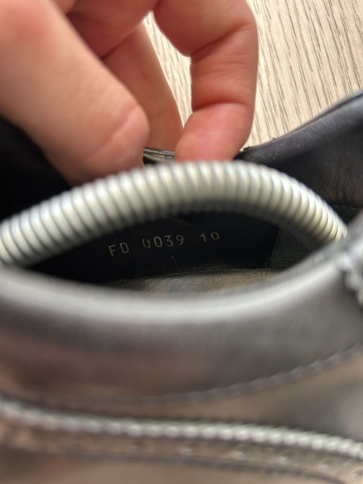 Louis Vuitton LOUIS VUITTON TRAINER SNEAKERS Size US 10 / EU 43 - 9 Thumbnail