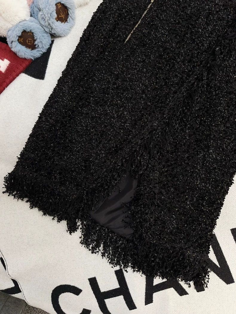 Chanel Chanel Classic black tassel skirt Size 24" / US 00 / IT 34 - 8 Thumbnail
