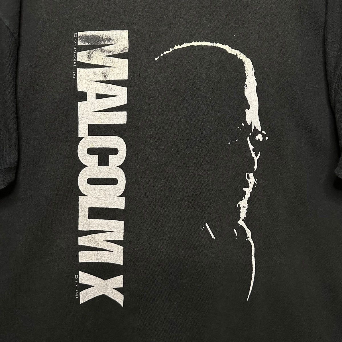 Vintage Vintage 1991 Malcolm X tshirt Size US XL / EU 56 / 4 - 5 Thumbnail