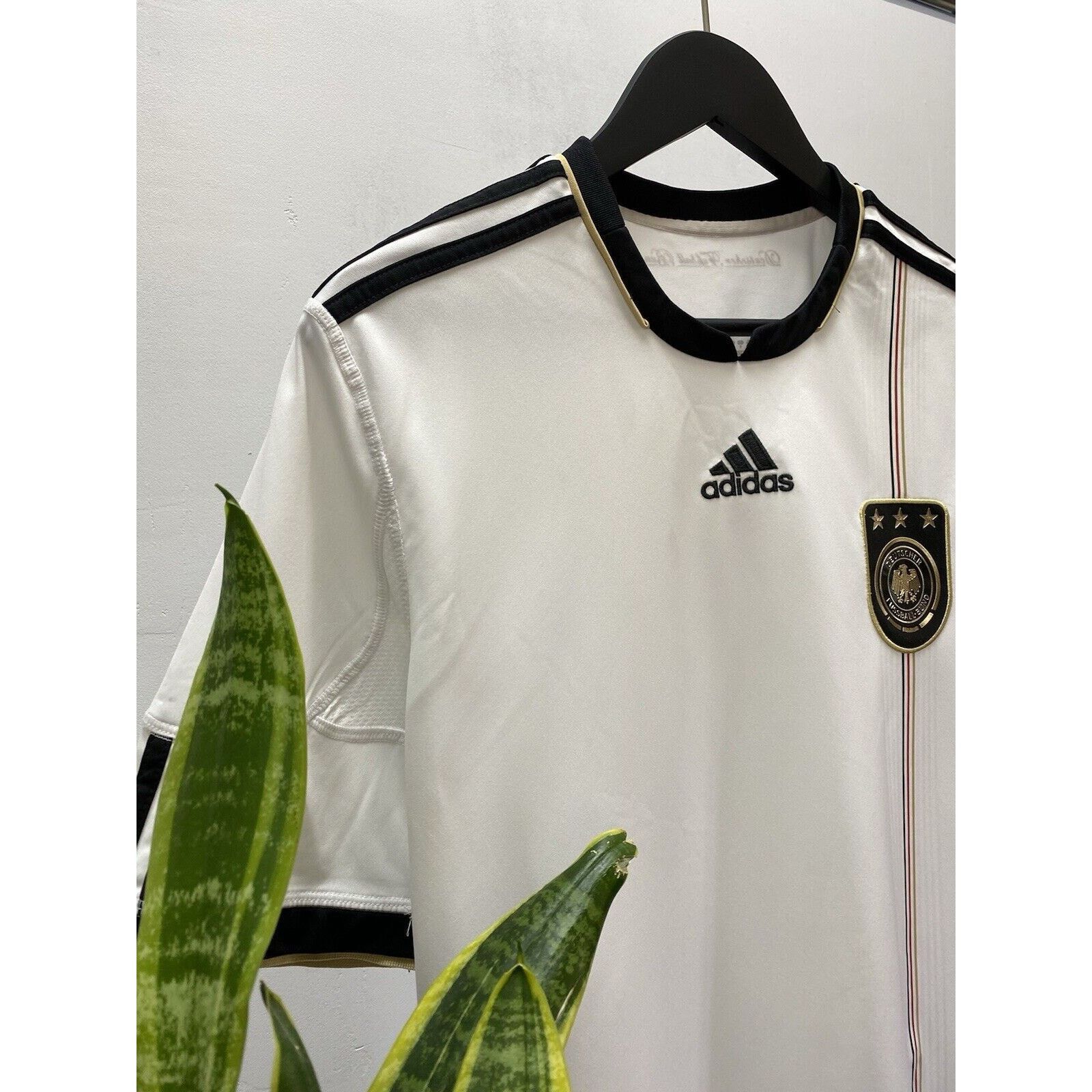 Adidas Adidas Germany 2010 2011 Home Soccer Jersey Football Shirt Size US M / EU 48-50 / 2 - 6 Thumbnail