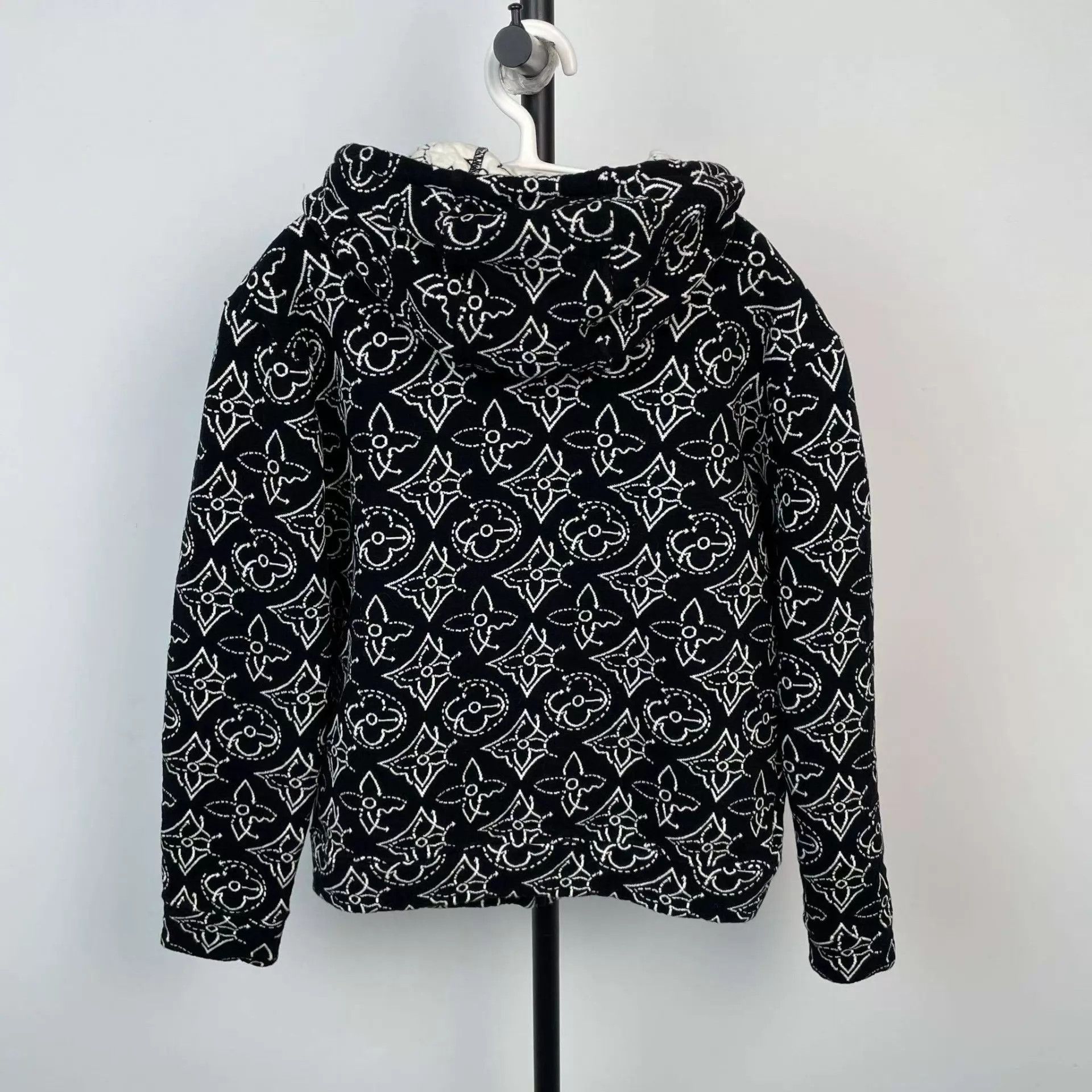 Louis Vuitton LV cardigan black S 21 Size S / US 4 / IT 40 - 2 Thumbnail