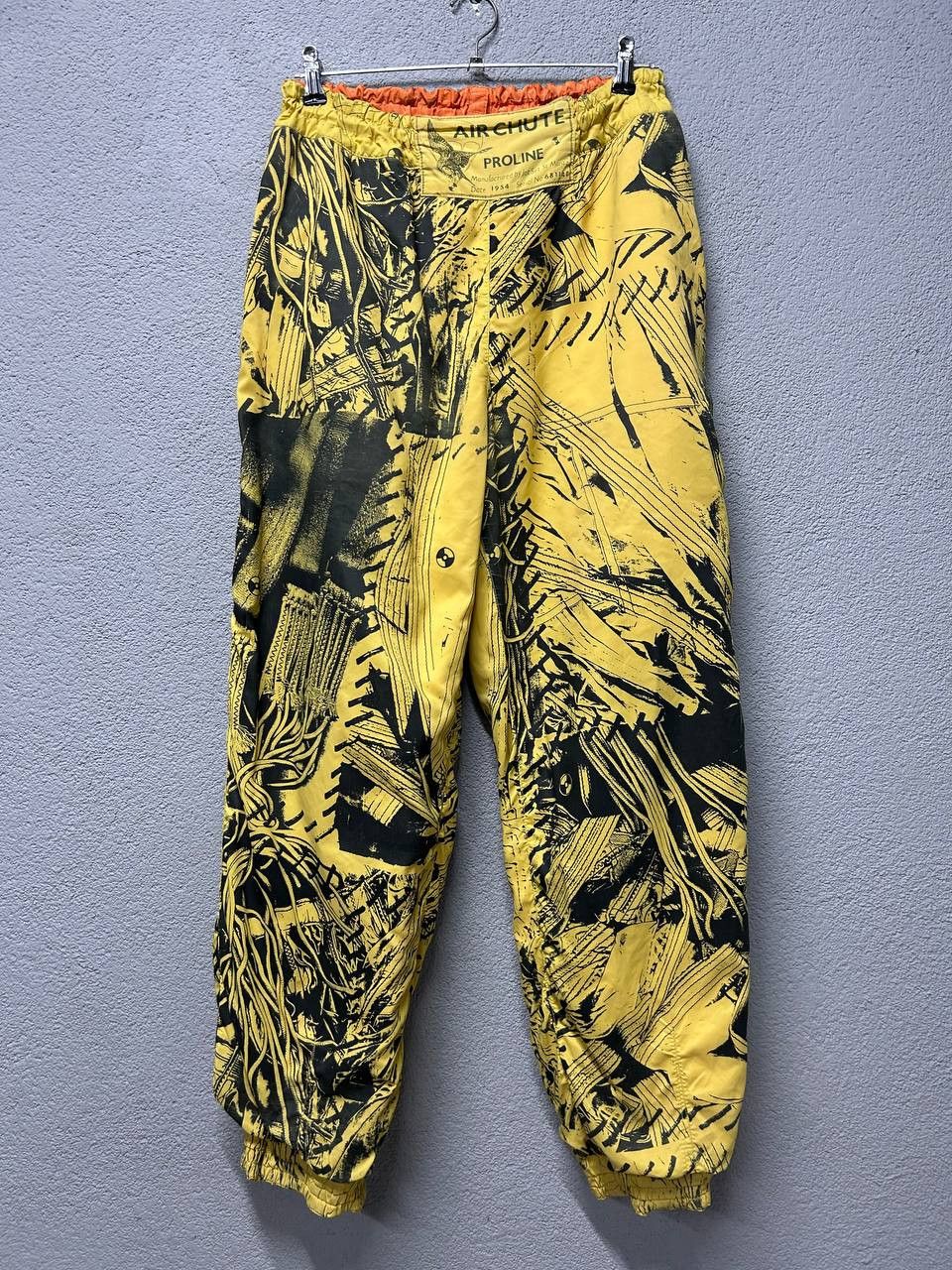 JET SET Jet Set St Moritz mens two-sided nylon pant size 2 / M Size US 32 / EU 48 - 13 Thumbnail