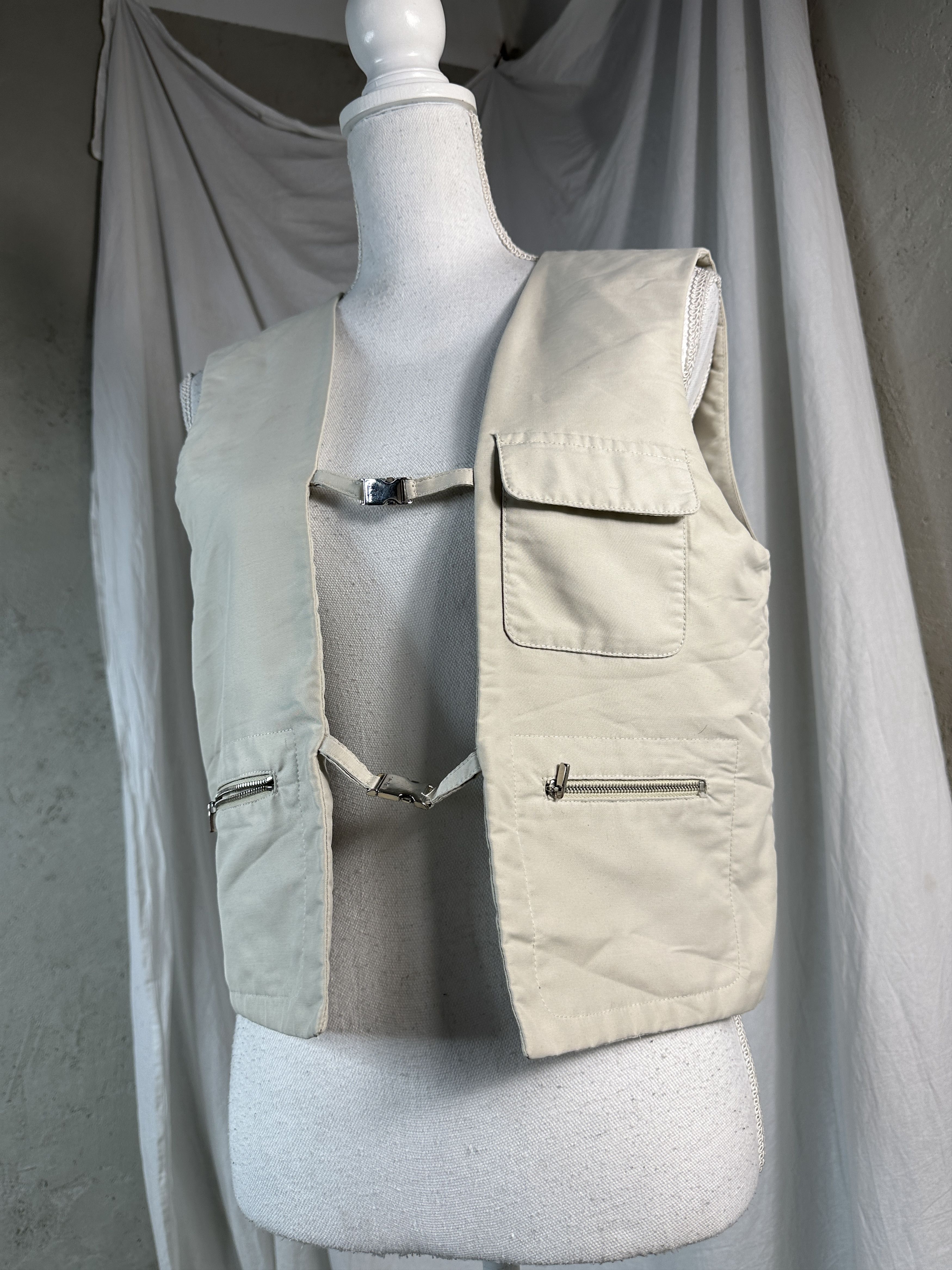 Max Mara × Vintage Women's Vest S' Max Mara Size M / US 6-8 / IT 42-44 - 5 Thumbnail