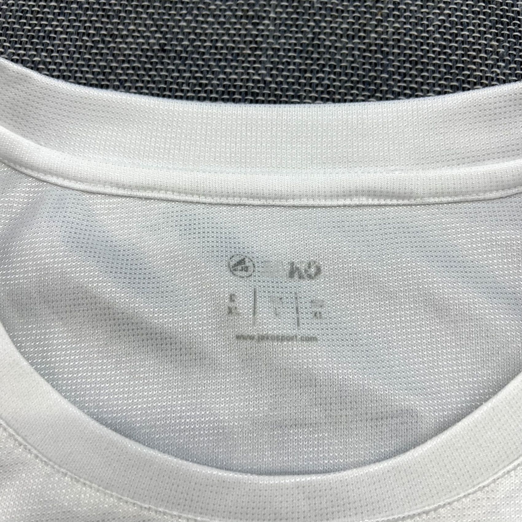 Nike VINTAGE Nike Football Jersey Mens Jako Training White 3x FC Kickers Obertshausen Short Sleeve XS? (Note: cannot determine size beyond L in original) Size US L / EU 52-54 / 3 - 4 Thumbnail