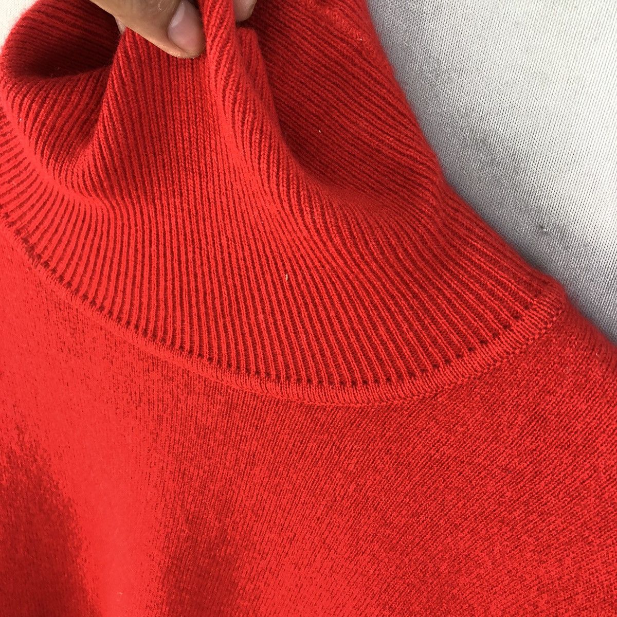 Dior Vintage 90’s CD Monsieur Pure LambsWool Turtle Neck Sweater Size US L / EU 52-54 / 3 - 8 Thumbnail