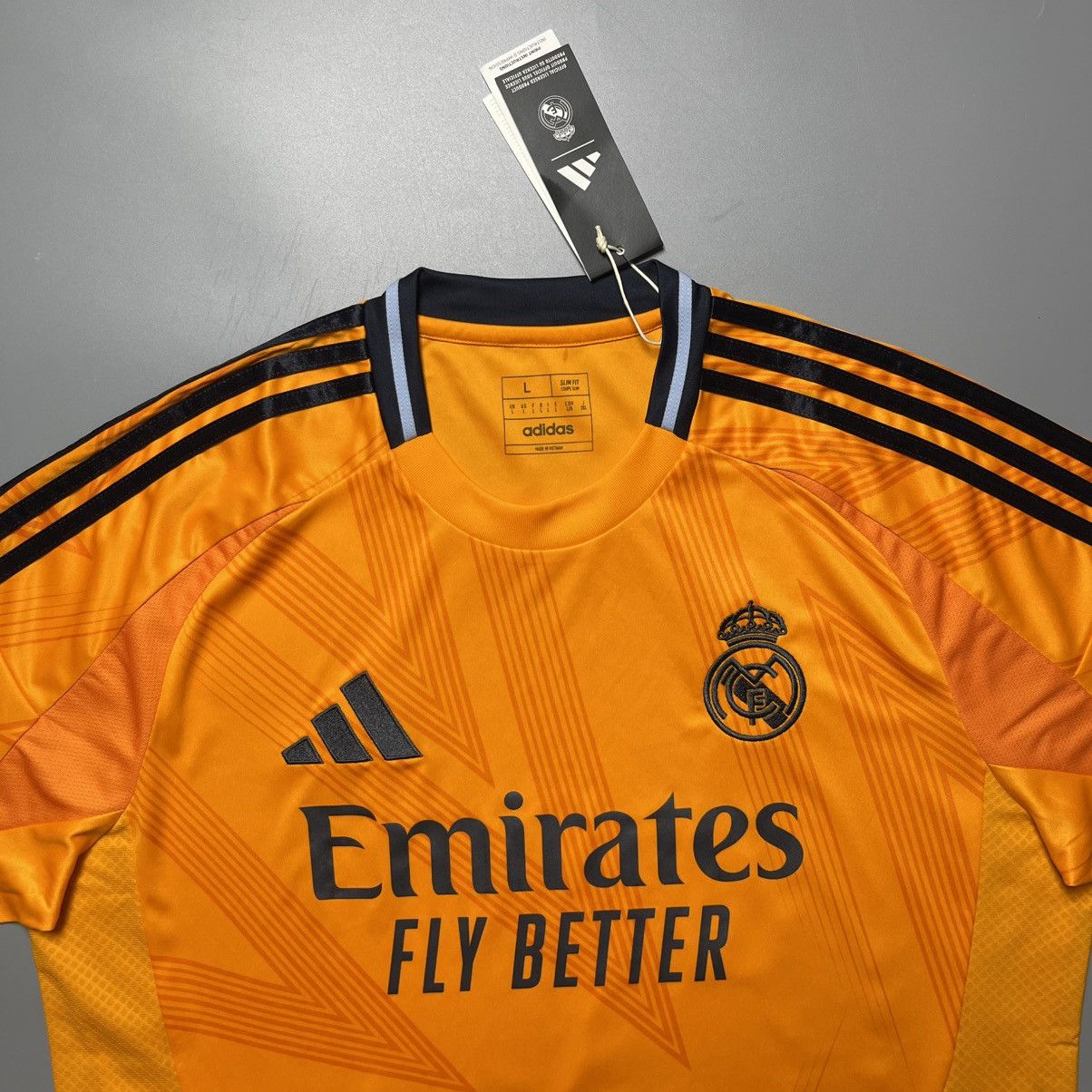 Adidas REAL MADRID ADIDAS 2024/2025 SOCCER AWAY JERSEY Size US L / EU 52-54 / 3 - 3 Thumbnail