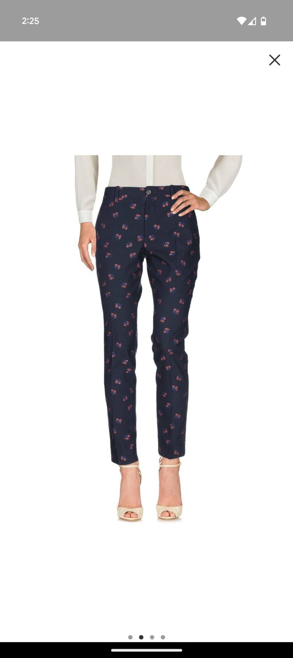 Gucci Gucci Blue pants With Embroidered Flowers NWT Size 27" / US 4 / IT 40 - 2 Thumbnail